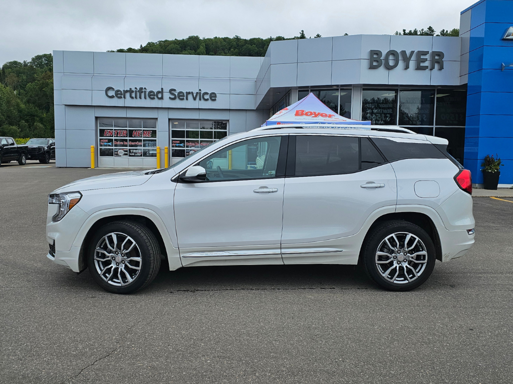 2024 GMC Terrain in Pickering, Ontario - 8 - w1024h768px