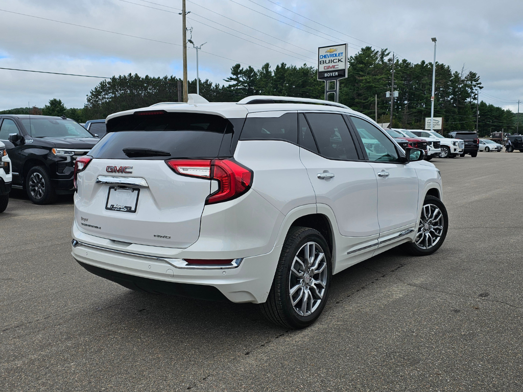 2024 GMC Terrain in Pickering, Ontario - 4 - w1024h768px