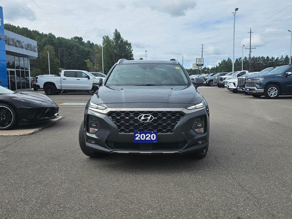 2020 Hyundai Santa Fe in Pickering, Ontario - 2 - w1024h768px