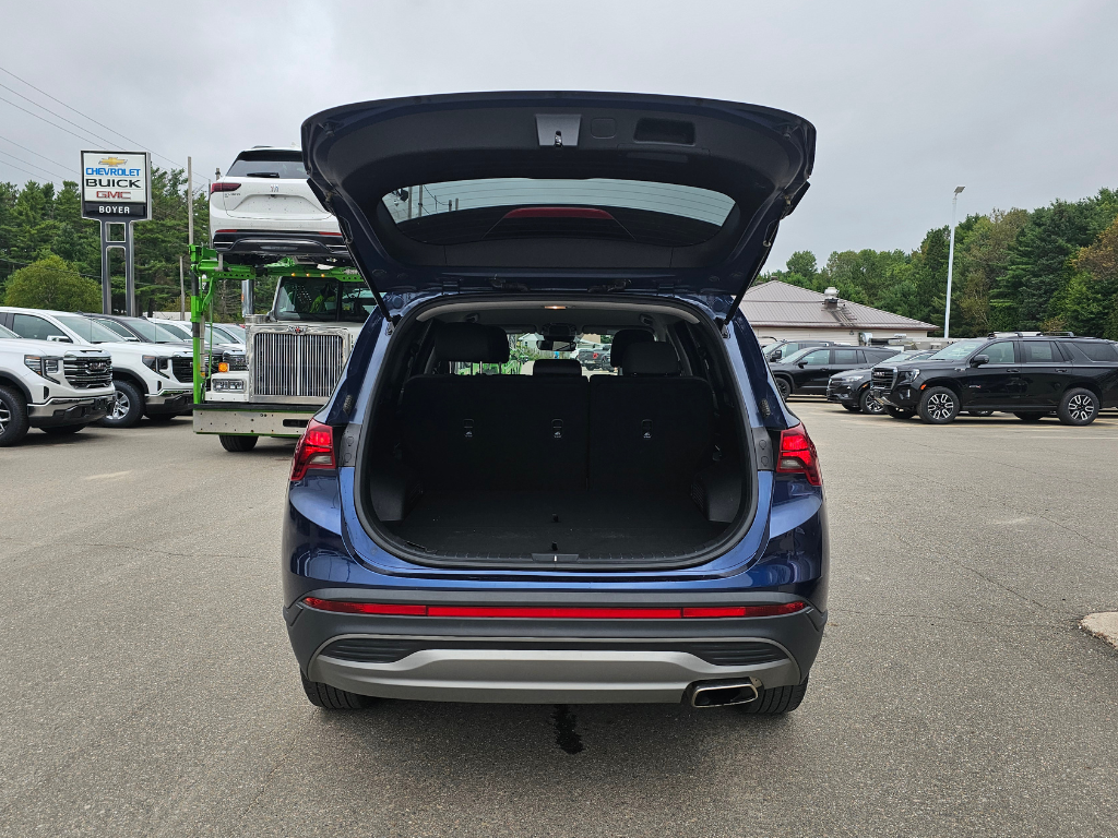 2021 Hyundai Santa Fe in Pickering, Ontario - 6 - w1024h768px