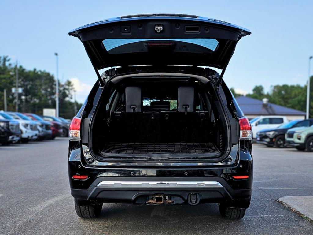 2013 Nissan Pathfinder in Pickering, Ontario - 6 - w1024h768px