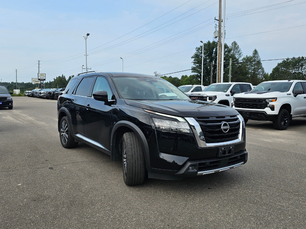 2022 Nissan Pathfinder in Pickering, Ontario - 3 - w1024h768px