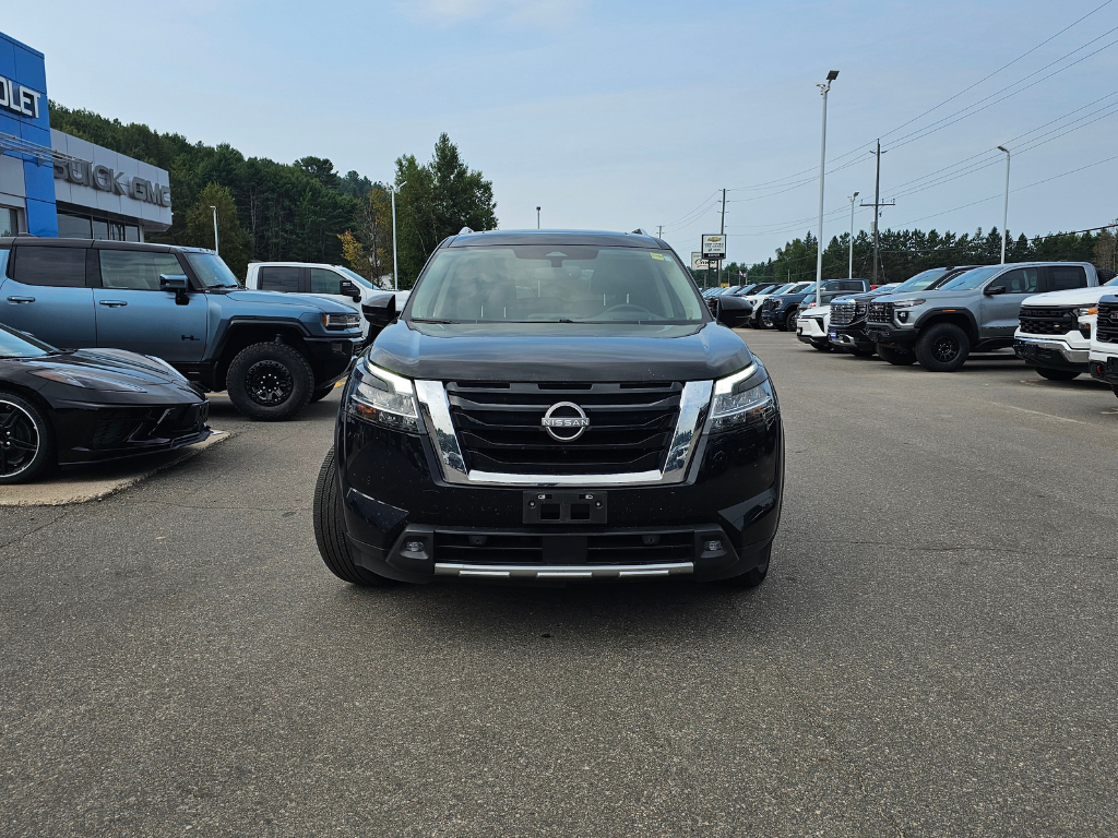 2022 Nissan Pathfinder in Pickering, Ontario - 2 - w1024h768px