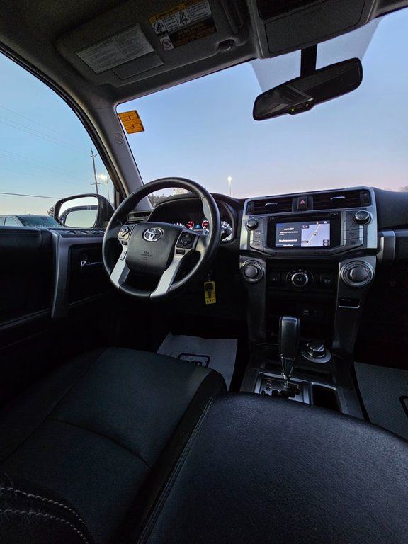2018 Toyota 4Runner in Bancroft, Ontario - 35 - w1024h768px