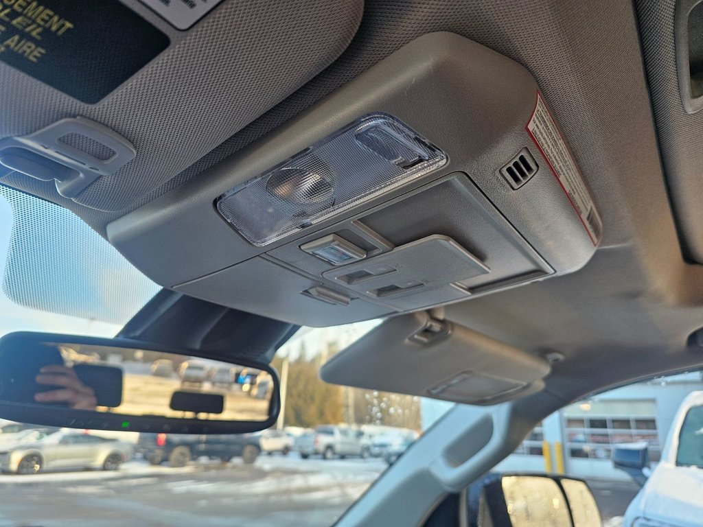 2020 Toyota Tundra in Pickering, Ontario - 27 - w1024h768px