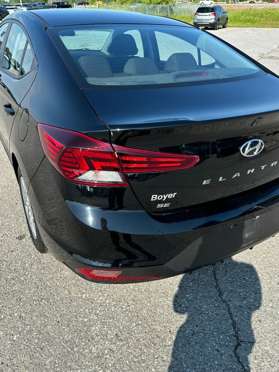 2020 Hyundai ELANTRA SE in Lindsay, Ontario - 6 - w1024h768px