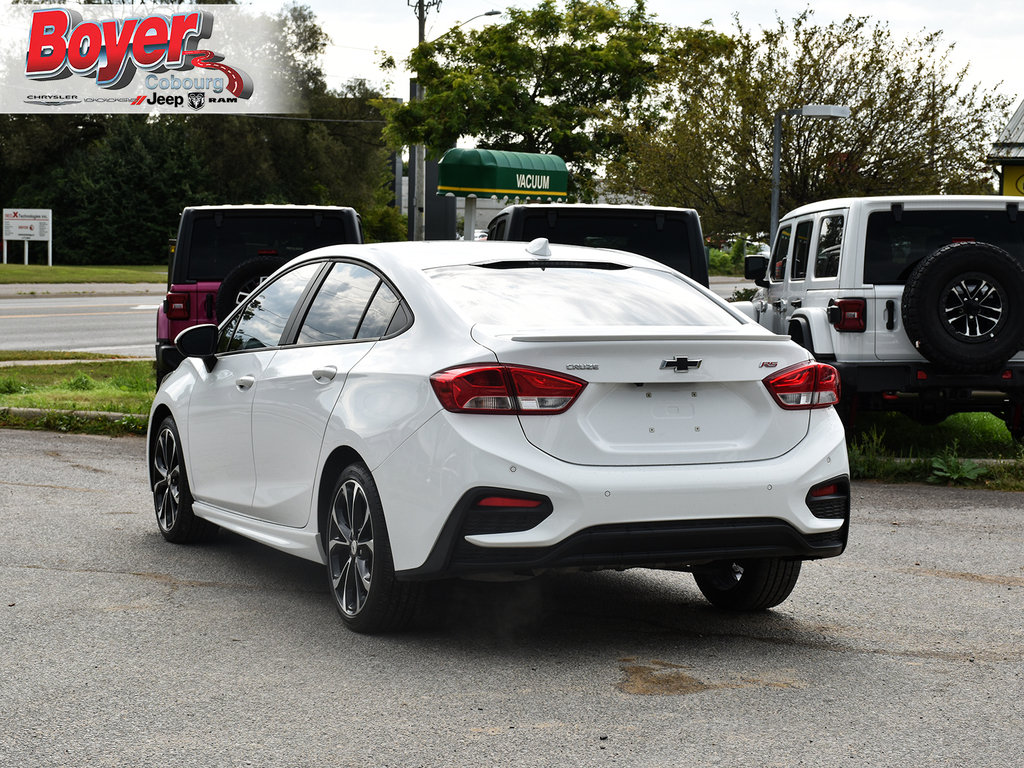 2019 Chevrolet Cruze in Pickering, Ontario - 6 - w1024h768px