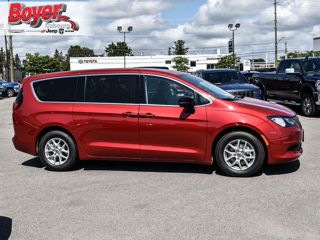 2024 Chrysler Grand Caravan in Pickering, Ontario - 4 - w1024h768px