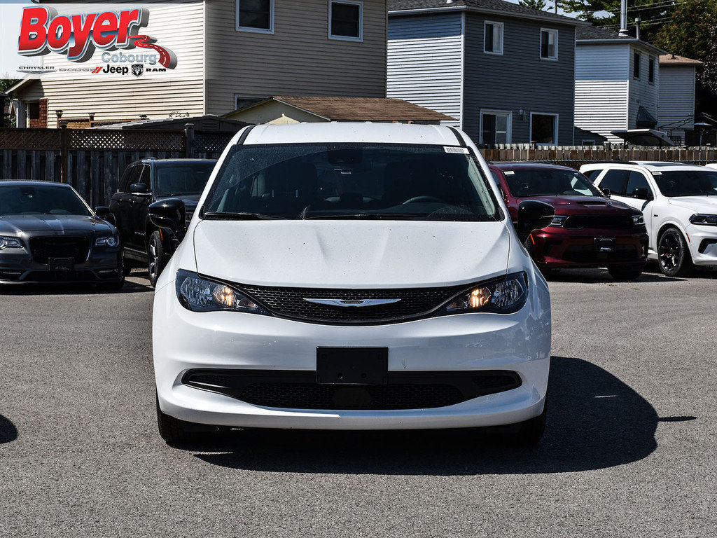 2024 Chrysler Grand Caravan in Pickering, Ontario - 3 - w1024h768px