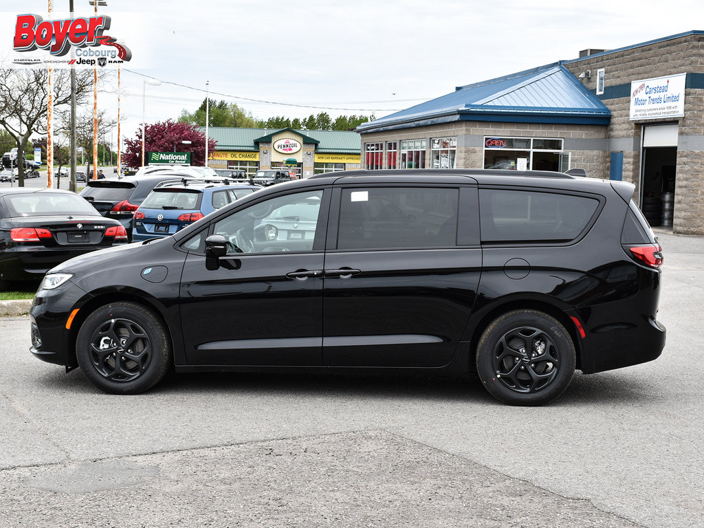 2024 Chrysler Pacifica Hybrid in Pickering, Ontario - 5 - w1024h768px