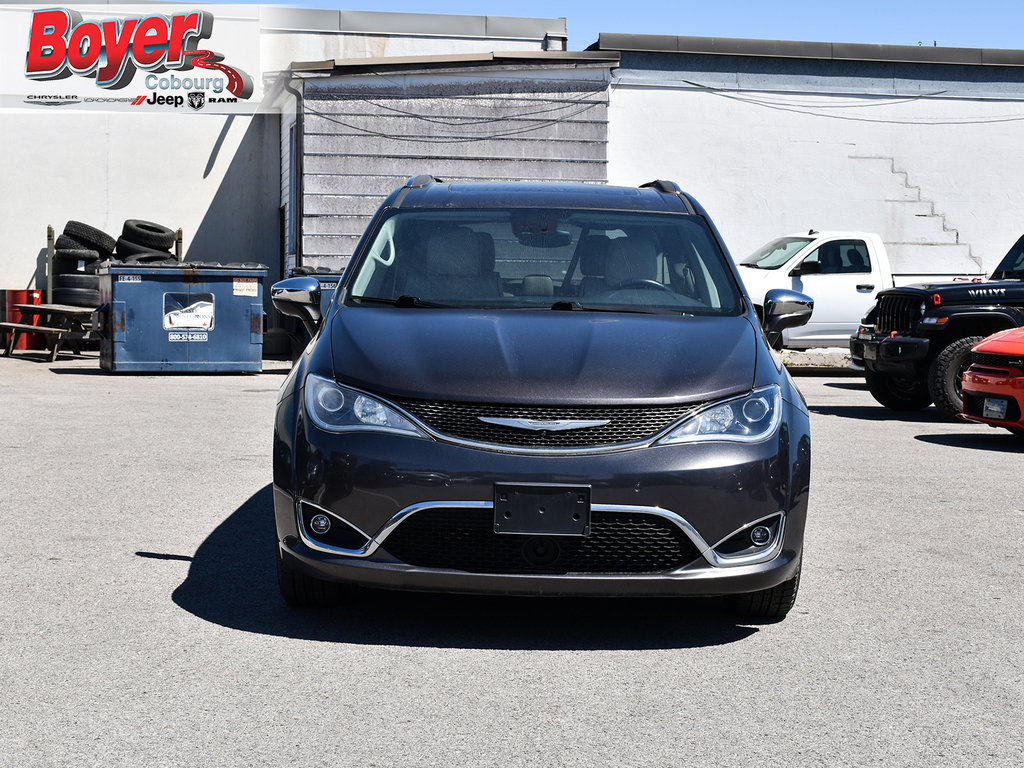 2017 Chrysler Pacifica in Pickering, Ontario - 2 - w1024h768px