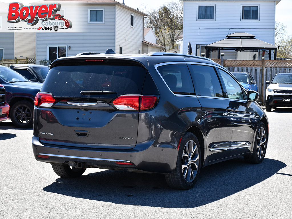 2017 Chrysler Pacifica in Pickering, Ontario - 5 - w1024h768px