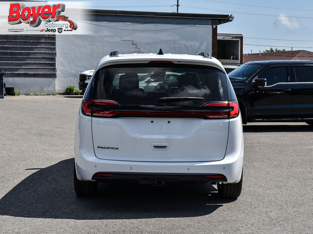 2024 Chrysler Pacifica in Pickering, Ontario - 7 - w1024h768px