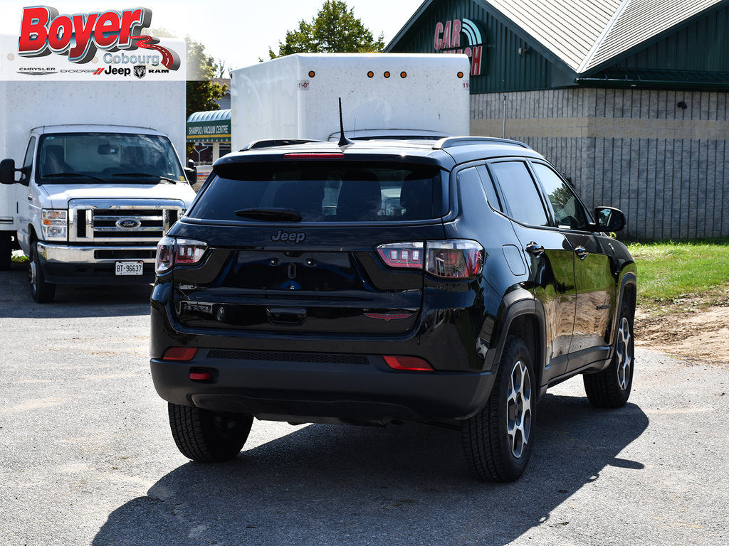 2022 Jeep Compass in Pickering, Ontario - 8 - w1024h768px