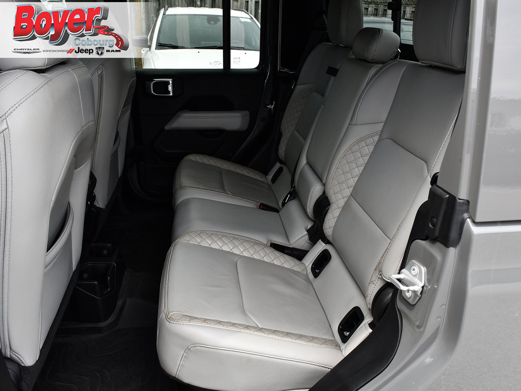 2022 Jeep Gladiator in Pickering, Ontario - 16 - w1024h768px