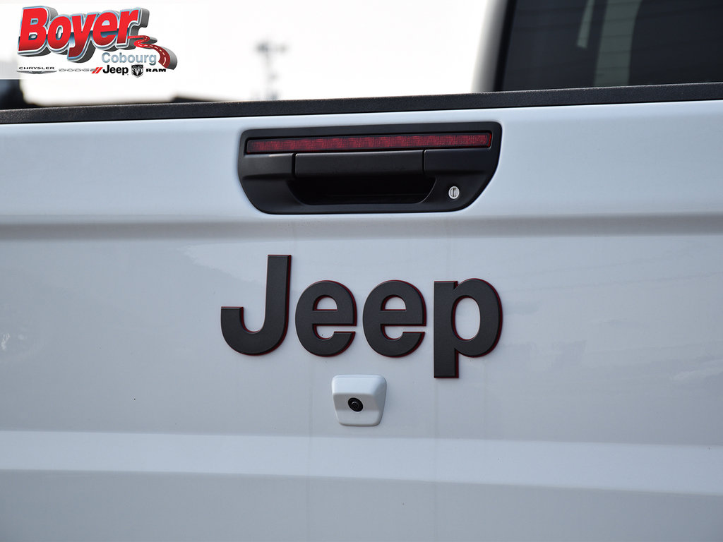 2023 Jeep Gladiator in Pickering, Ontario - 7 - w1024h768px