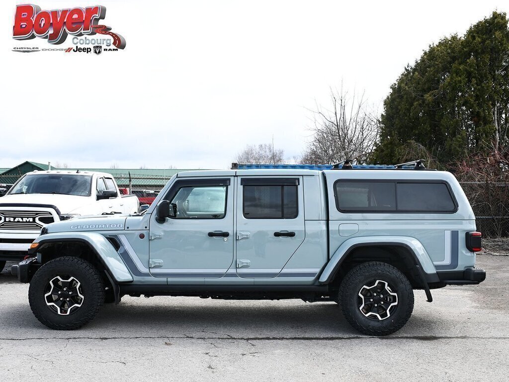 2023 Jeep Gladiator in Pickering, Ontario - 4 - w1024h768px