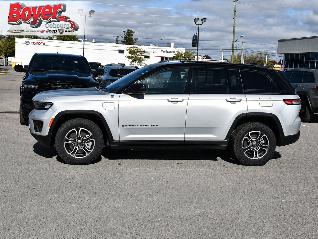 2023 Jeep Grand Cherokee 4xe in Pickering, Ontario - 5 - w1024h768px