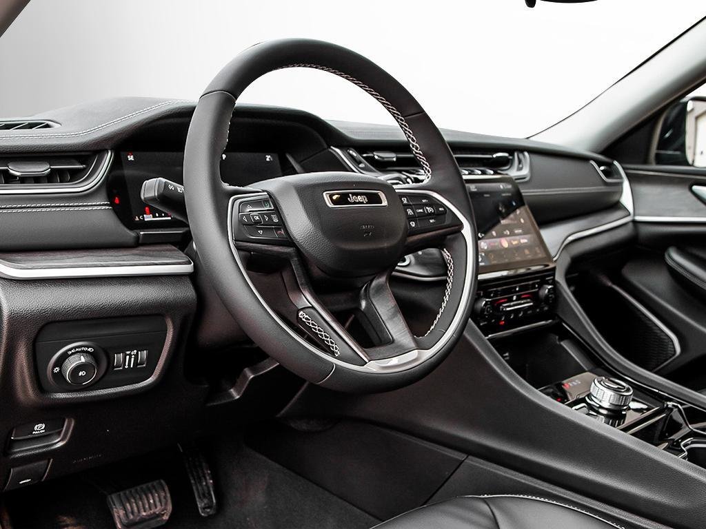 2024 Jeep Grand Cherokee in Pickering, Ontario - 11 - w1024h768px