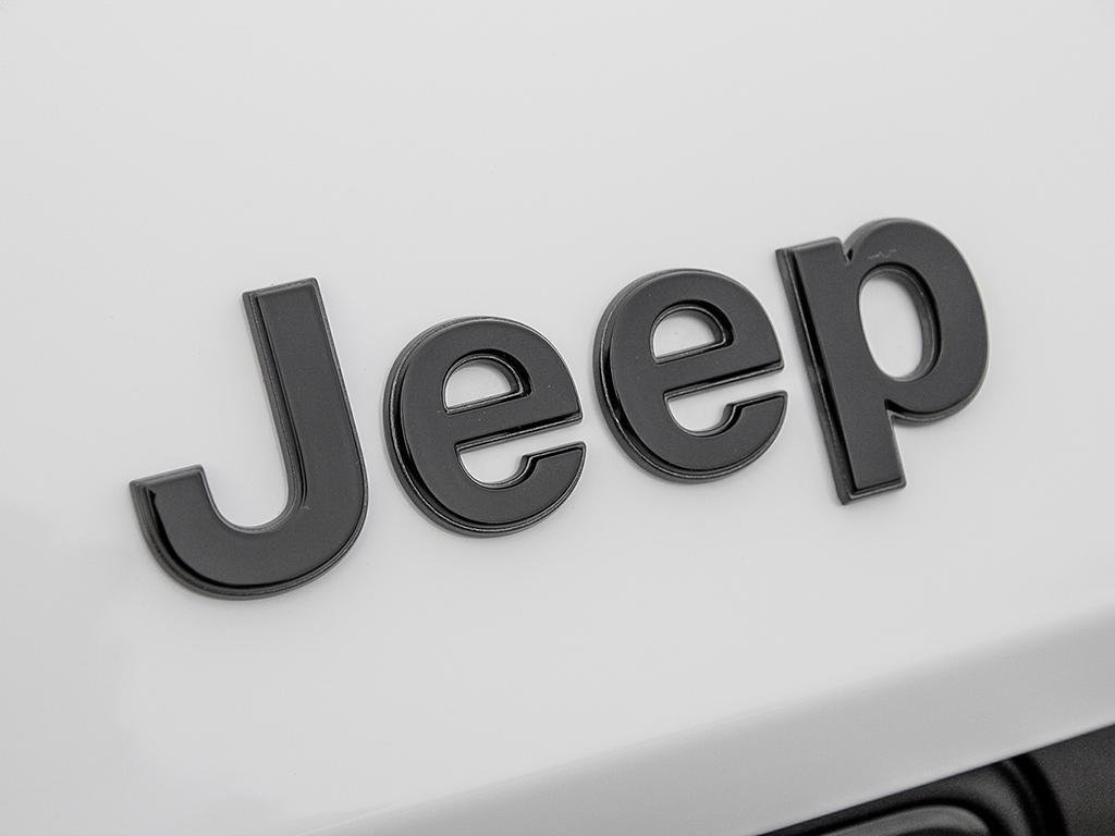 2025 Jeep Grand Cherokee in Pickering, Ontario - 9 - w1024h768px