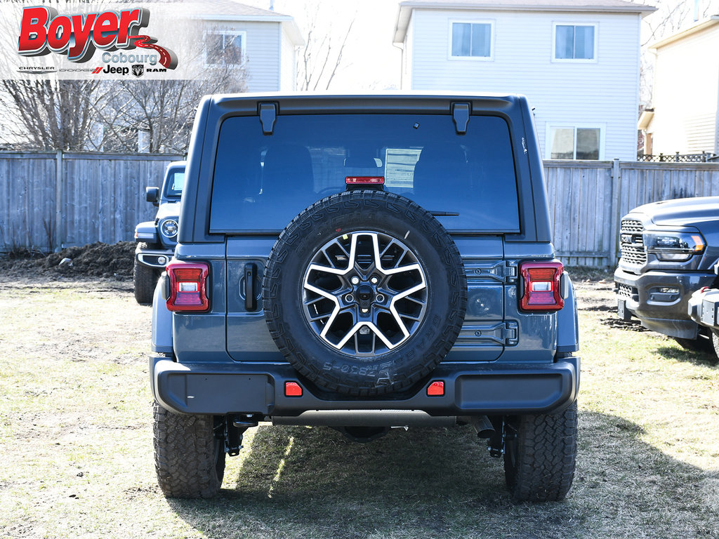 2024 Jeep WRANGLER 4-Door in Pickering, Ontario - 7 - w1024h768px