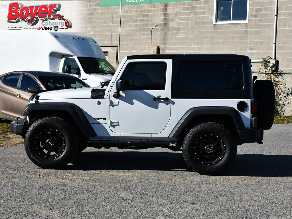 2017 Jeep Wrangler in Pickering, Ontario - 5 - w1024h768px