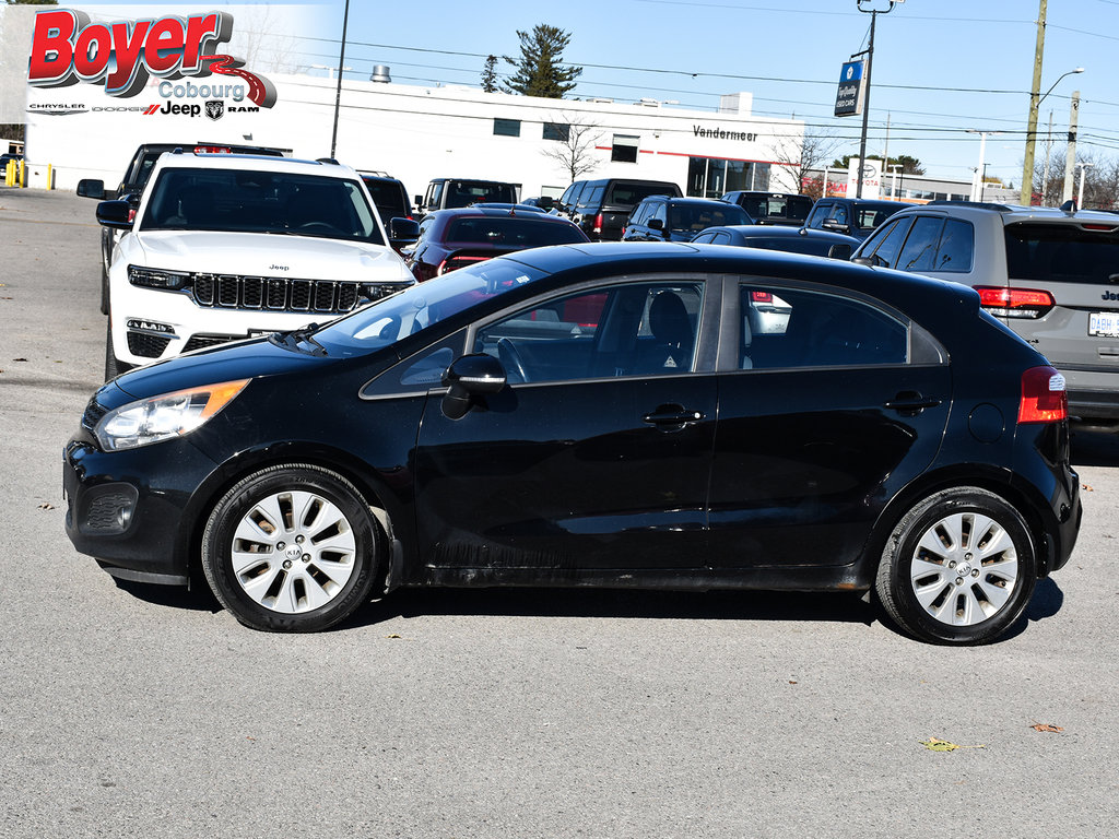 2015 Kia Rio in Pickering, Ontario - 5 - w1024h768px