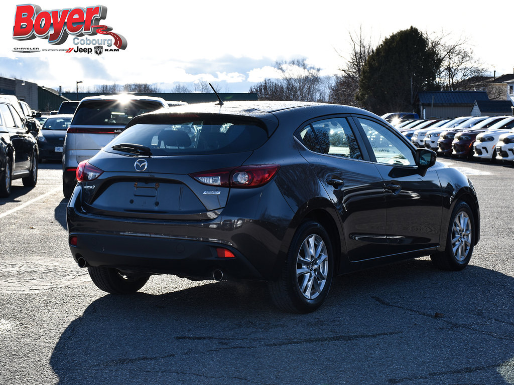 2015 Mazda 3 in Pickering, Ontario - 8 - w1024h768px