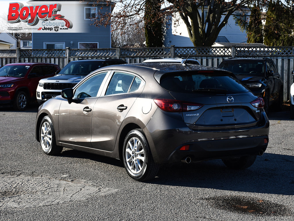 2015 Mazda 3 in Pickering, Ontario - 6 - w1024h768px