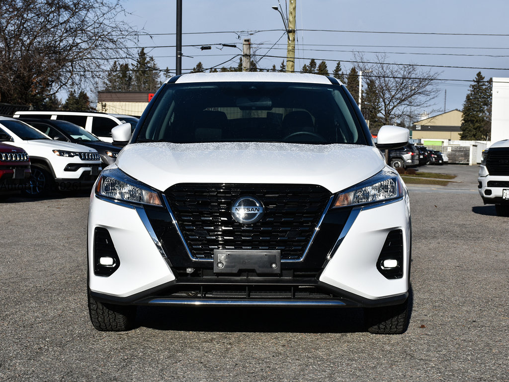 2021 Nissan KICKS in Pickering, Ontario - 2 - w1024h768px