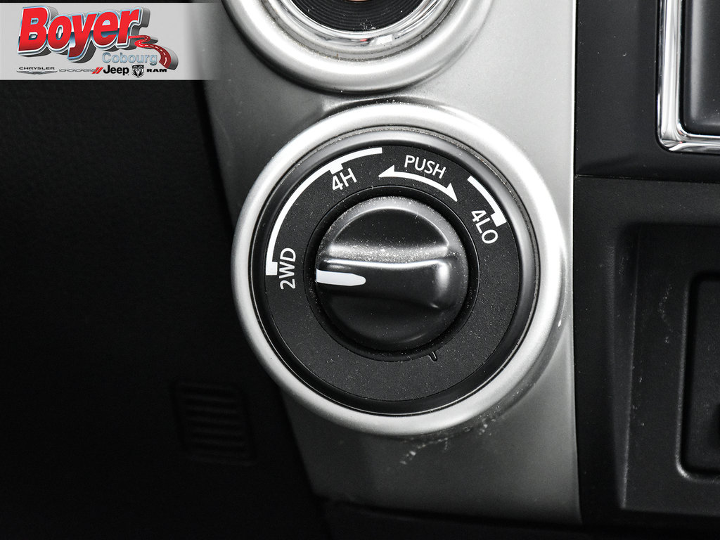 2017 Nissan Titan XD in Pickering, Ontario - 29 - w1024h768px