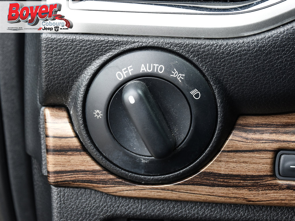2017 Nissan Titan XD in Pickering, Ontario - 17 - w1024h768px