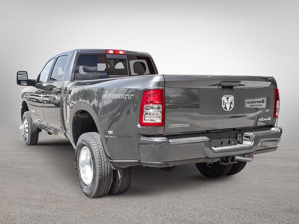 2024 Ram 3500 in Pickering, Ontario - 4 - w1024h768px