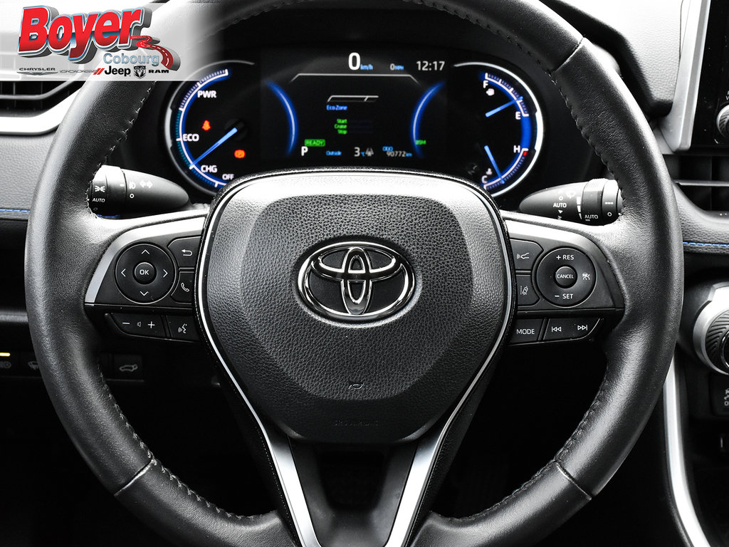 2020 Toyota RAV4 in Pickering, Ontario - 18 - w1024h768px