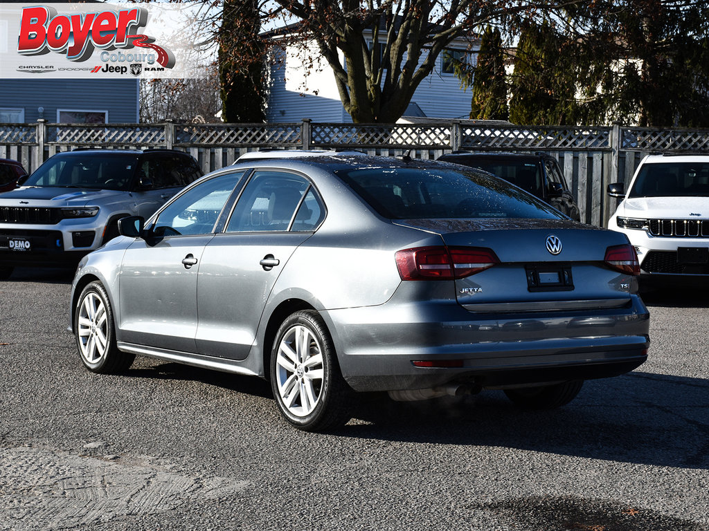 2017 Volkswagen Jetta Sedan in Pickering, Ontario - 6 - w1024h768px