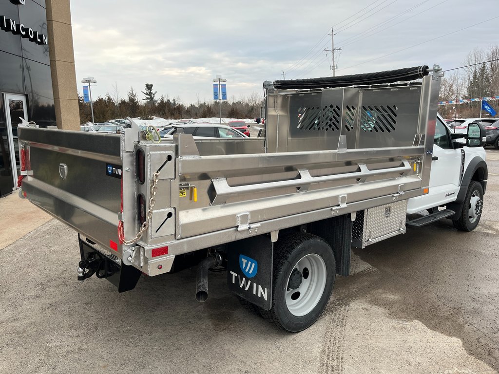 2024 Ford F-550 Chassis in Pickering, Ontario - 4 - w1024h768px
