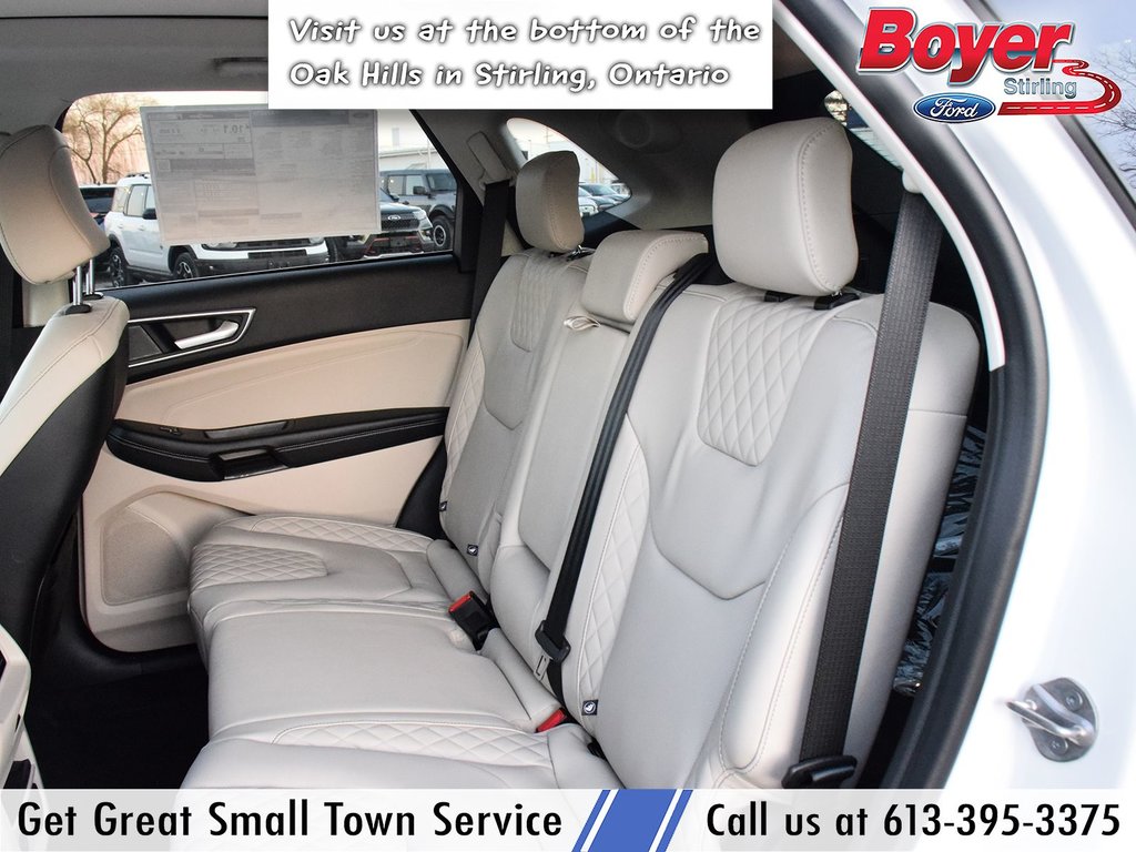 2024 Ford Edge in Pickering, Ontario - 17 - w1024h768px