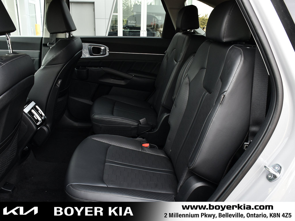 2025 Kia Sorento in Pickering, Ontario - 16 - w1024h768px