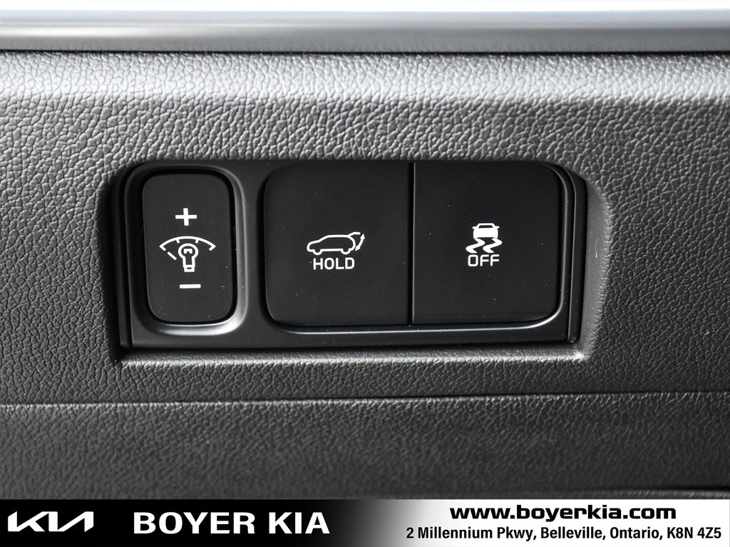 2025 Kia Sorento in Pickering, Ontario - 15 - w1024h768px