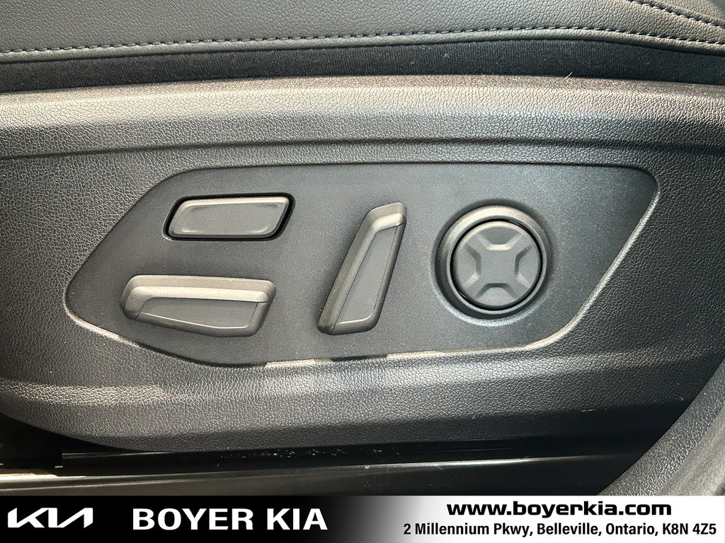 2025 Kia Sorento in Pickering, Ontario - 13 - w1024h768px