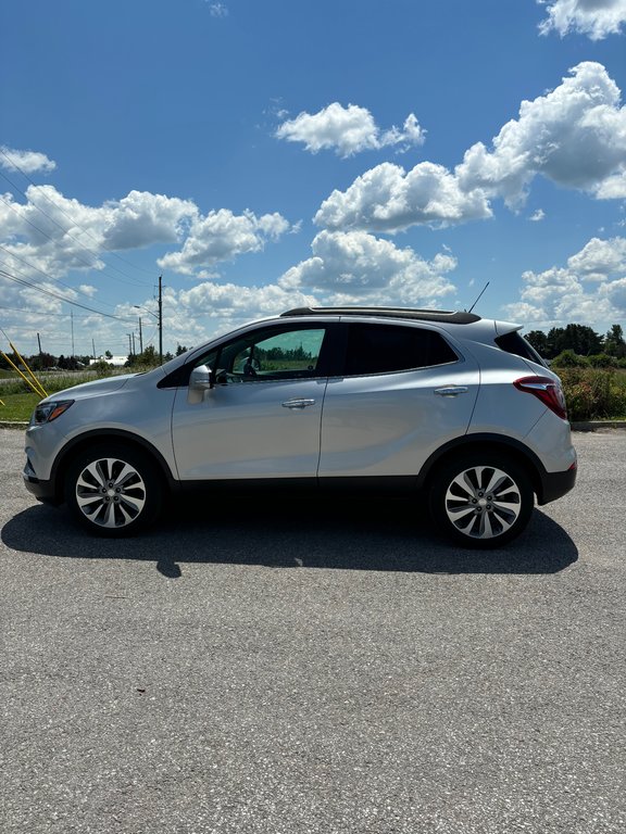 2018 Buick Encore GX Preferred - FWD in Lindsay, Ontario - 4 - w1024h768px