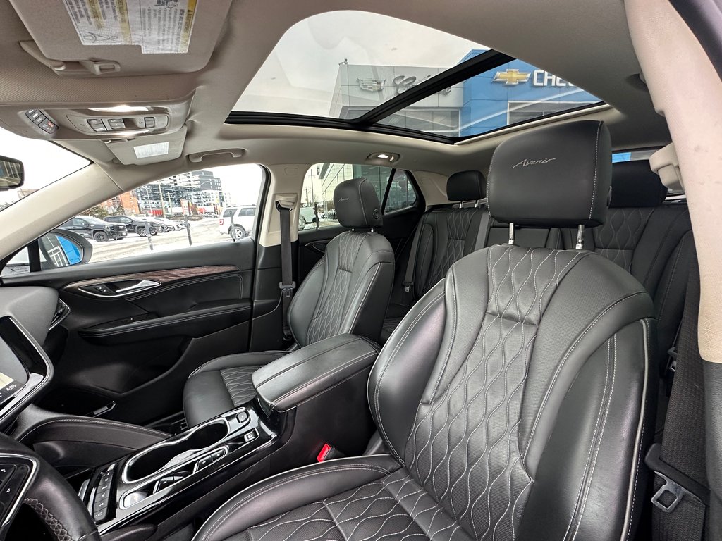 2022 Buick ENVISION in Pickering, Ontario - 10 - w1024h768px