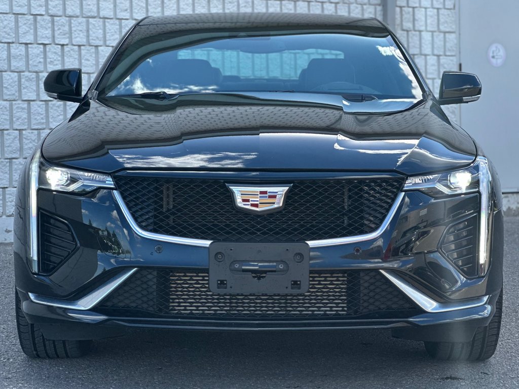 2020 Cadillac CT4 in Pickering, Ontario - 5 - w1024h768px