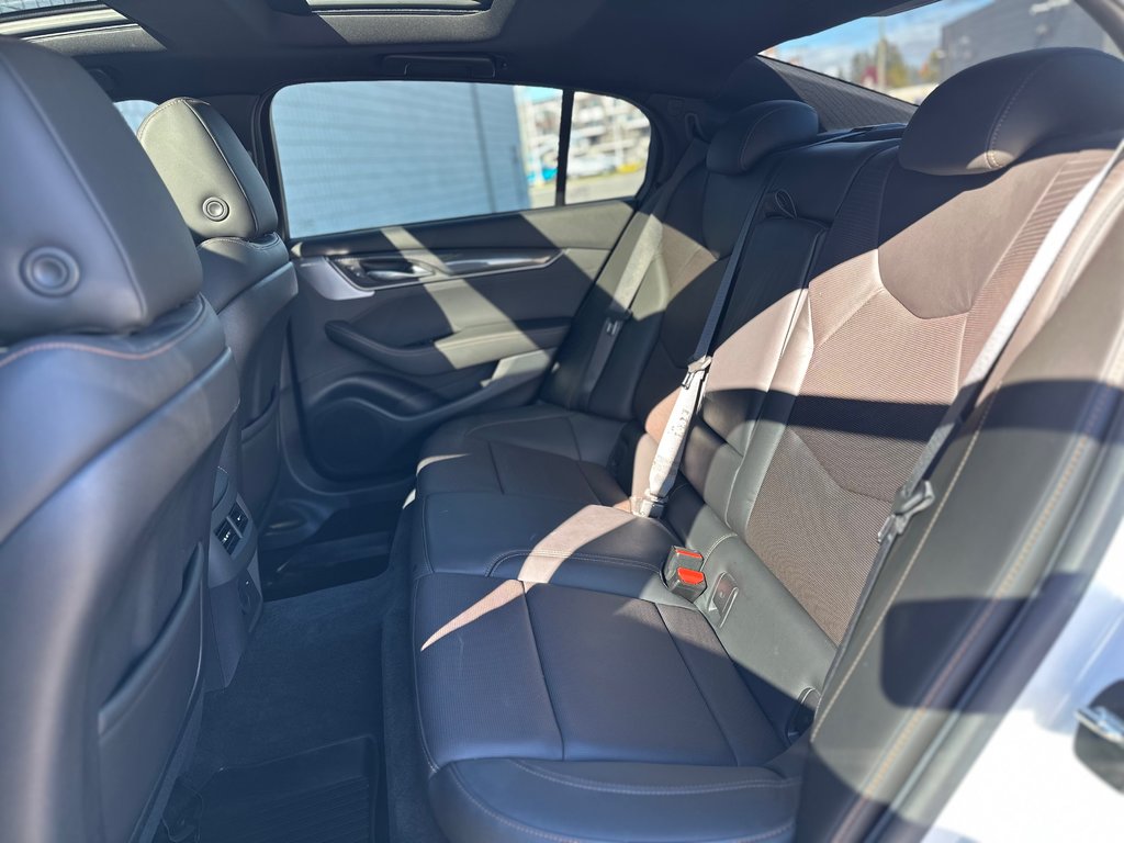 2020 Cadillac CT5 in Pickering, Ontario - 17 - w1024h768px