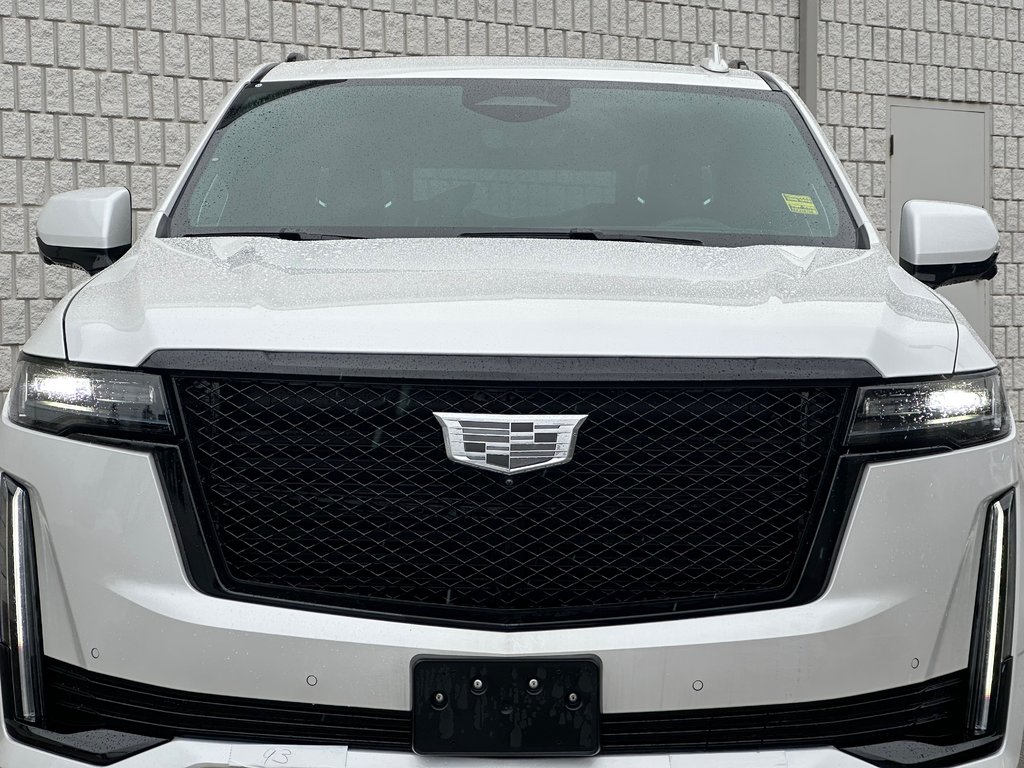 2024 Cadillac Escalade ESV Sport Platinum in Pickering, Ontario - 6 - w1024h768px