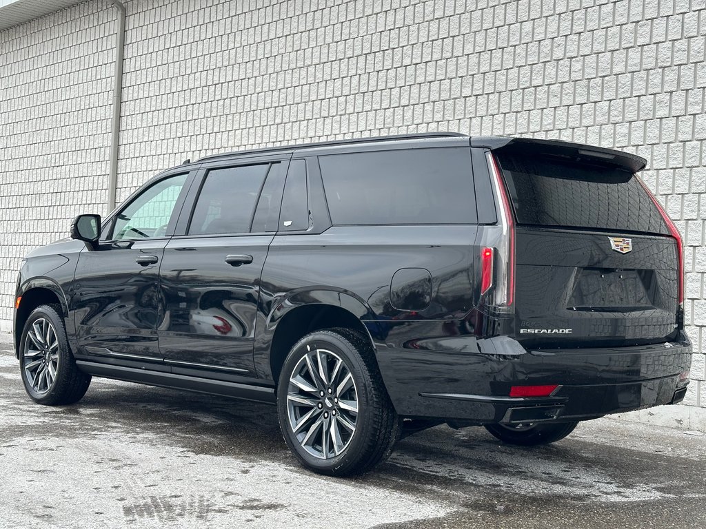 2024 Cadillac Escalade ESV Sport Platinum in Pickering, Ontario - 3 - w1024h768px