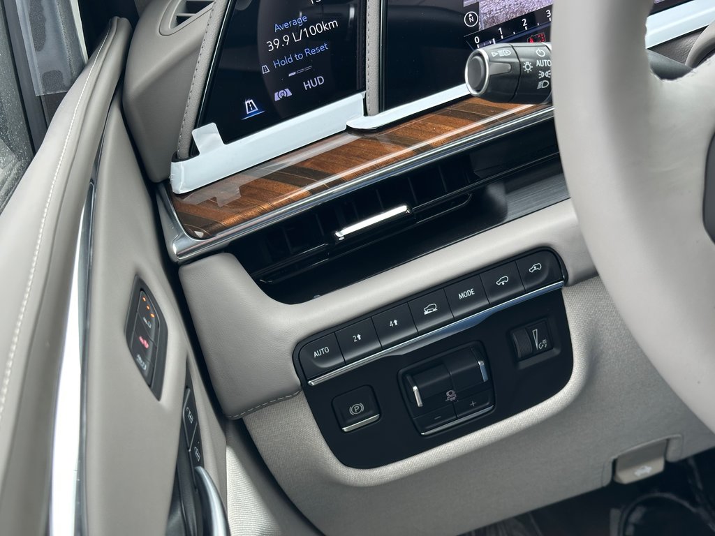 2024 Cadillac Escalade ESV Sport Platinum in Pickering, Ontario - 31 - w1024h768px