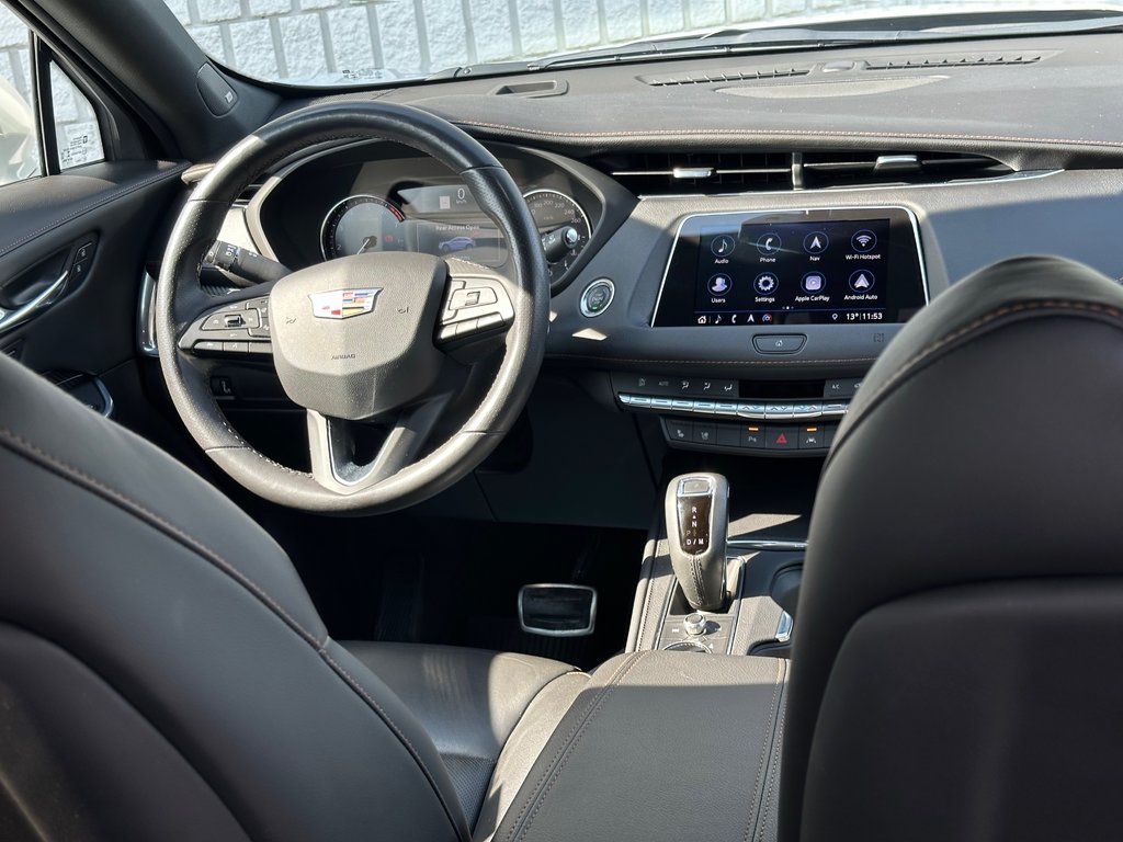 2019 Cadillac XT4 AWD SPORT in Pickering, Ontario - 14 - w1024h768px