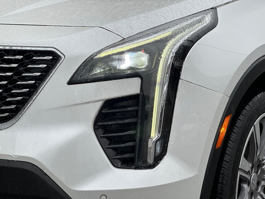 2021 Cadillac XT4 in Pickering, Ontario - 7 - w1024h768px