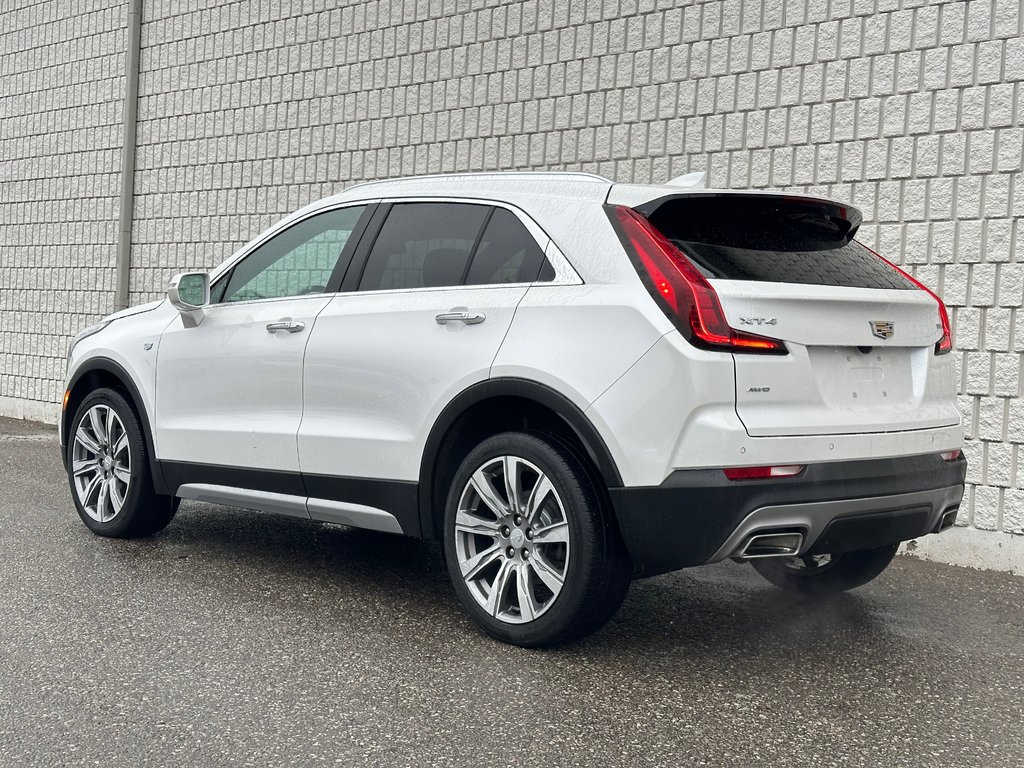 2021 Cadillac XT4 in Pickering, Ontario - 3 - w1024h768px